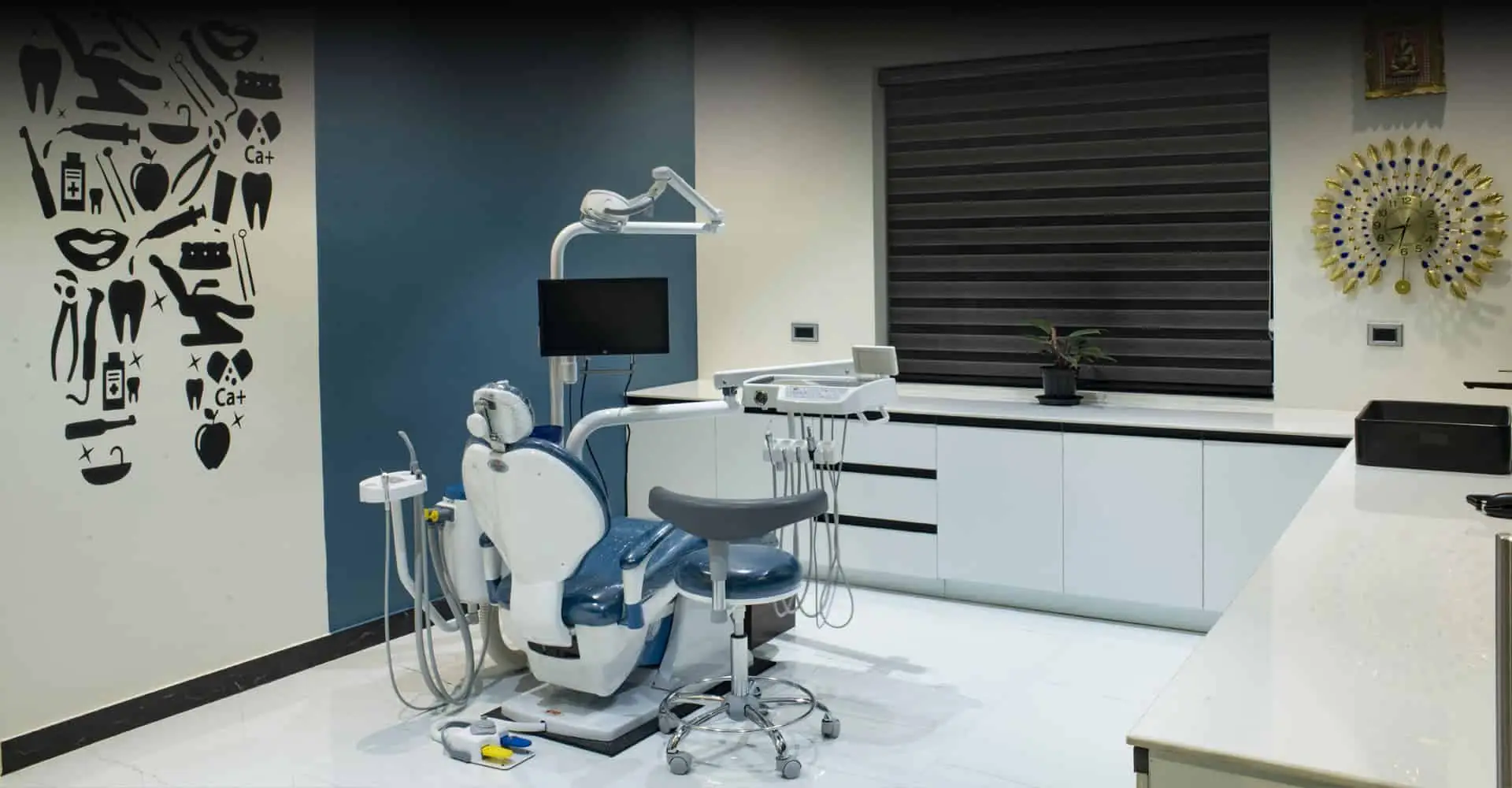 Punnagaiy Dental Clinic, Madurai